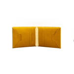 Charger l&#39;image dans la galerie, portefeuille en cuir recyclé origami WOODSTAG leather wallet brun clair
